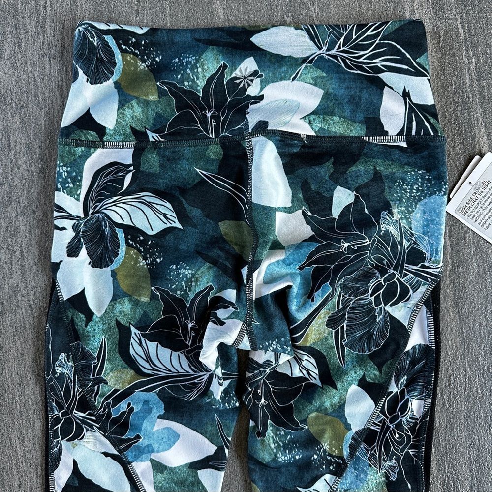 NWT Athleta Leafy Floral High Rise Tropical Mesh Chaturanga 7/8 Leggings XS - Picture 8 of 16